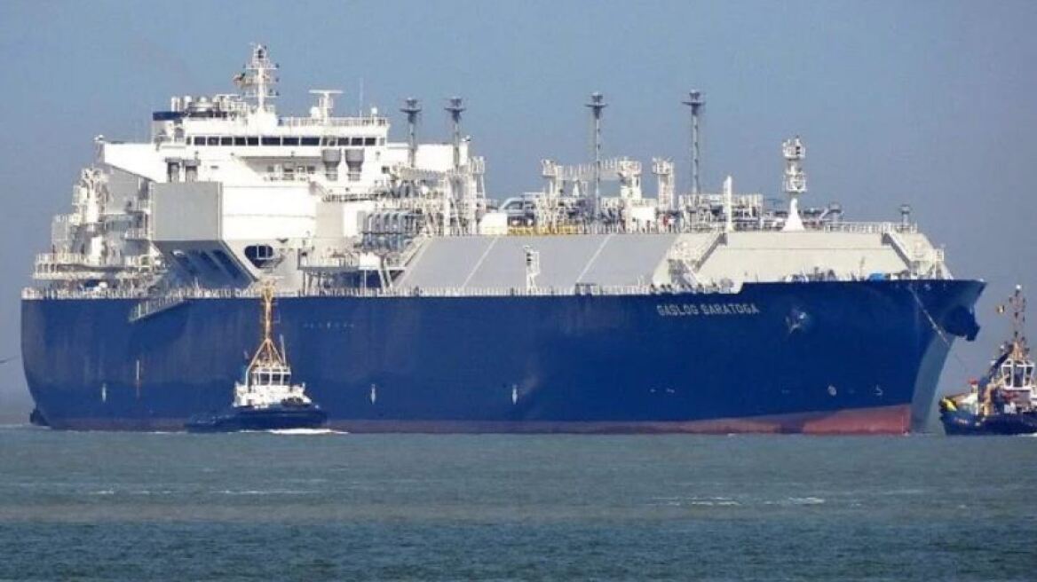 Πλοίο «θηρίο» προσάραξε ανοιχτά του Ηρακλείου