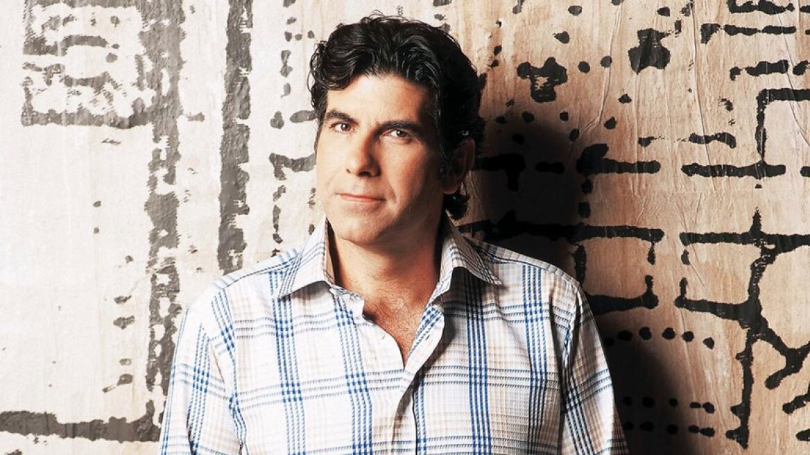 Γιάννης Μπέζος: Τα remake σειρών είναι σαν κάνεις μνημόσυνο