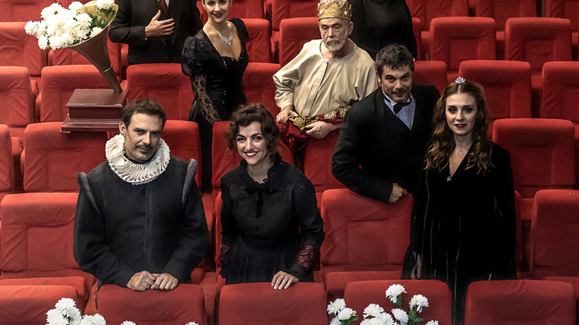 «Ο καιρός των χρυσανθέμων» του Μάνου Ελευθερίου στο Θέατρο «Άλφα Ιδέα»