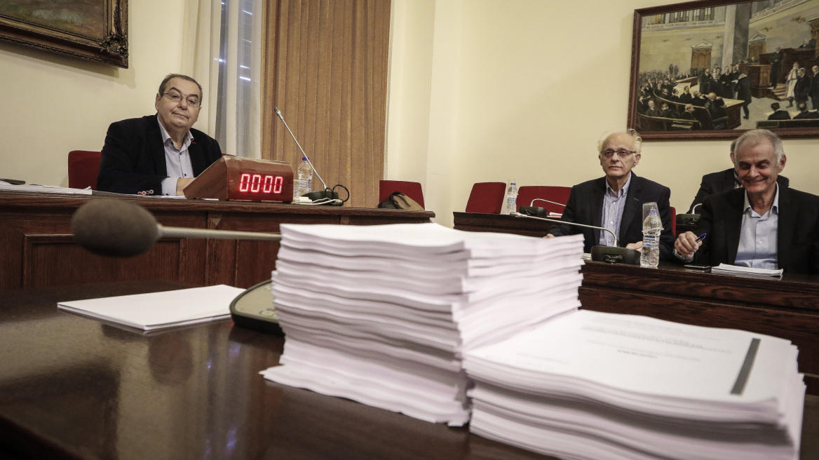 Εξεταστική για την Υγεία: Επιμένει για ευθύνες Σαλμά και Βορίδη ο ΣΥΡΙΖΑ - Καμία ευθύνη λέει η ΝΔ