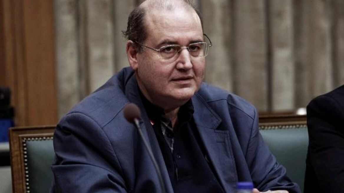 «Όχι» Φίλη στη συμφωνία Τσίπρα-Ιερώνυμου