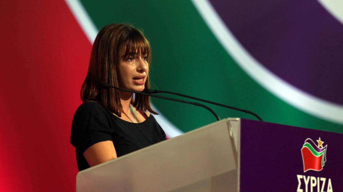 Η ΝΔ είναι σε πανικό, λέει η εκπρόσωπος του ΣΥΡΙΖΑ Ράνια Σβίγκου