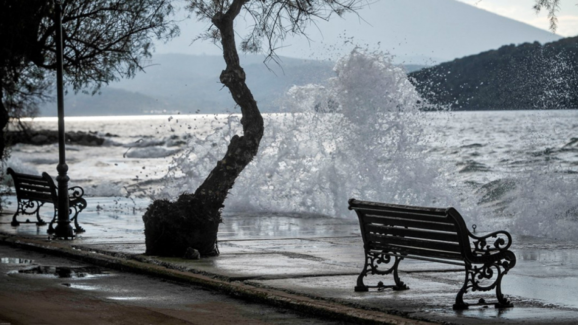 Καιρός:  Έκτακτο δελτίο θυελλωδών ανέμων για σήμερα εξέδωσε η ΕΜΥ