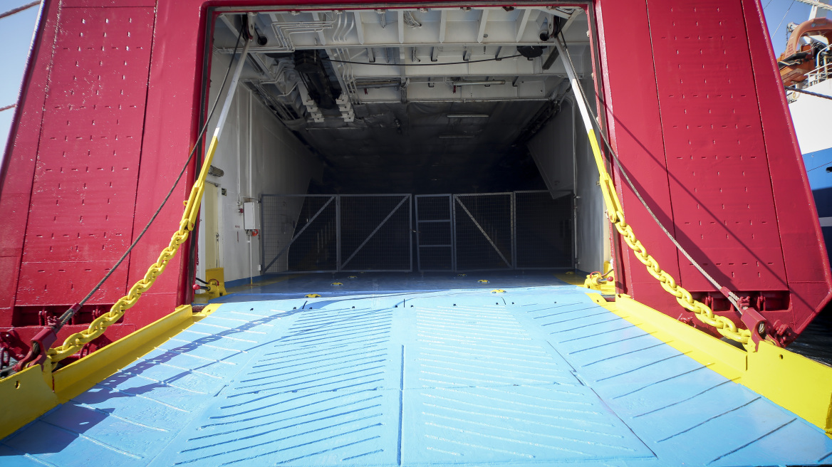 Δεμένα τα πλοία στις 28 Νοεμβρίου λόγω απεργίας της ΠΝΟ