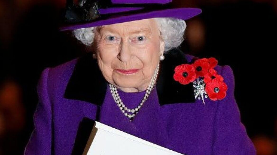 Η αλλόκοτη καθημερινή συνήθεια της Βασίλισσας Ελισάβετ