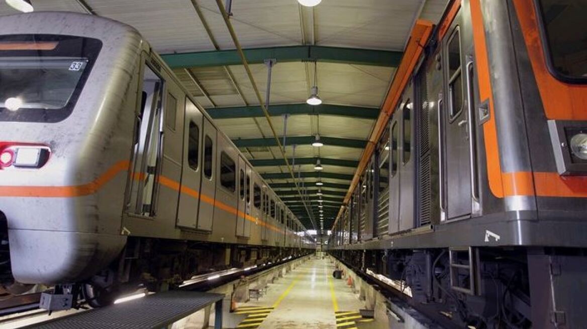 Κλέφτες «αλωνίζουν» σε Μετρό και ΗΣΑΠ - «Μου άδειασαν το τσαντάκι χωρίς να καταλάβω το παραμικρό»