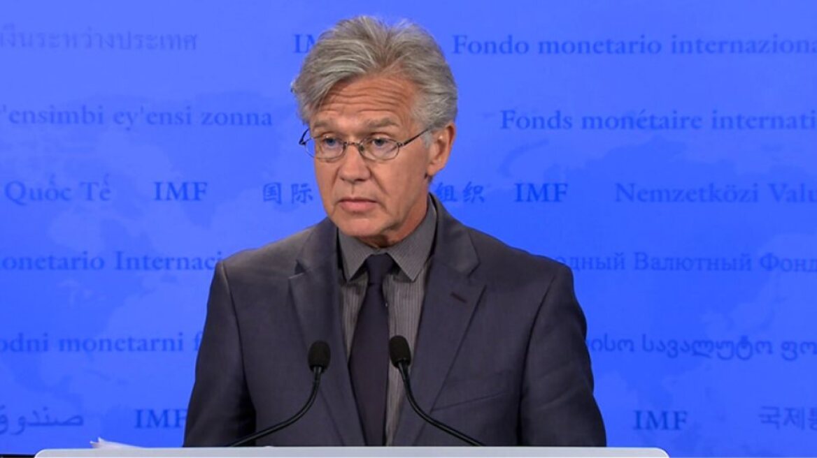 Επιμένει το ΔΝΤ: Κόψτε συντάξεις και αφορολόγητο 