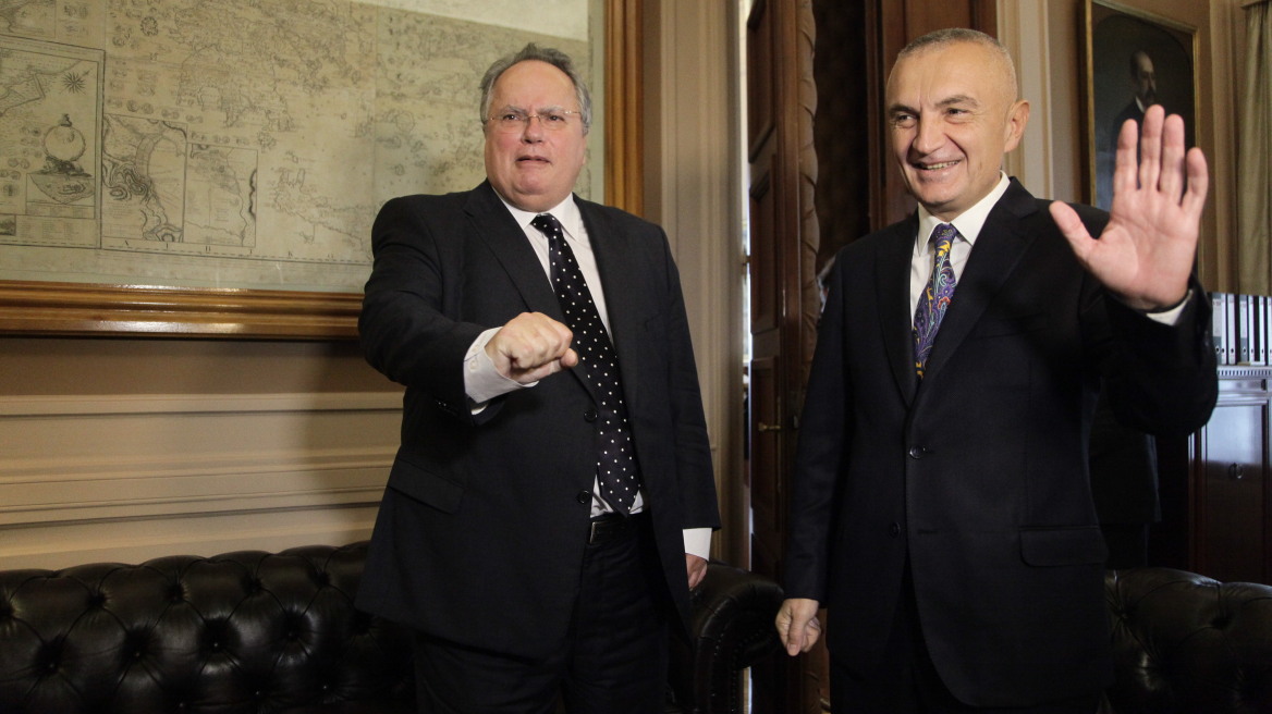 «Ελπίζω να είναι fake news» είπε ο Αλβανός πρόεδρος για τη δήλωση Κοτζιά ότι ο στρατός δεν αναγνωρίζει τα σύνορα