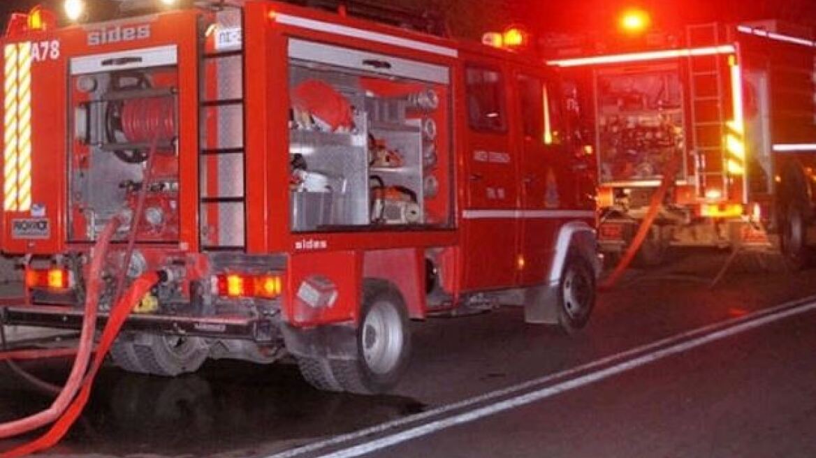 Θεσσαλονίκη: Φωτιά σε διπλοκατοικία στη Θέρμη