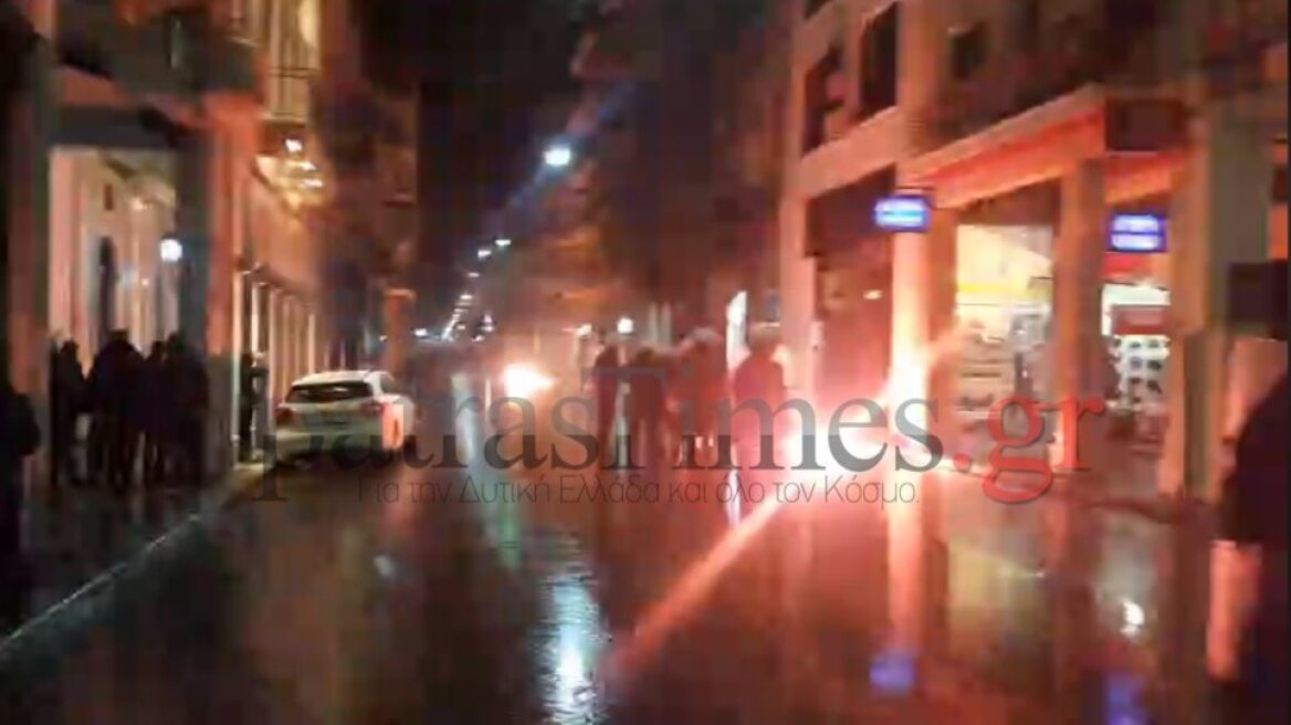 Πάτρα: Αφέθηκαν ελεύθεροι οι πέντε προσαχθέντες μετά τα χθεσινά επεισόδια 