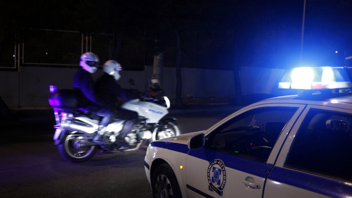 Τέσσερις ληστείες στην Αττική μέσα σε ένα απόγευμα - Πυροβολισμοί στη Μεταμόρφωση