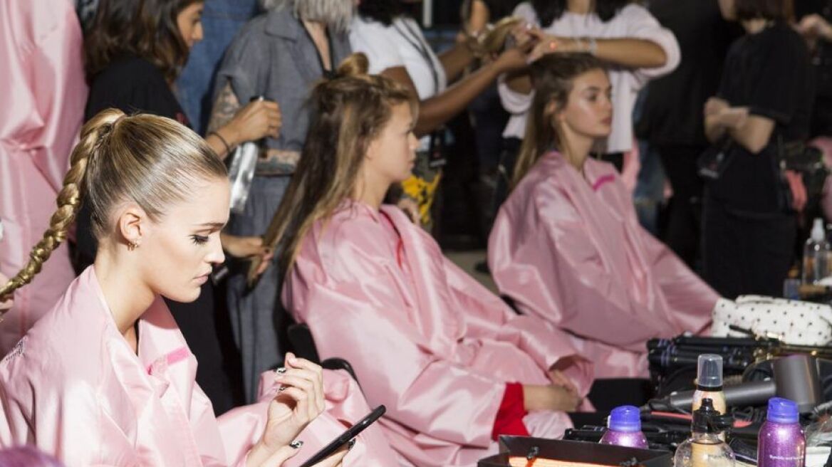 3 τρόποι να αφαιρέσεις τη βαφή μαλλιών από την επιδερμίδα σου 