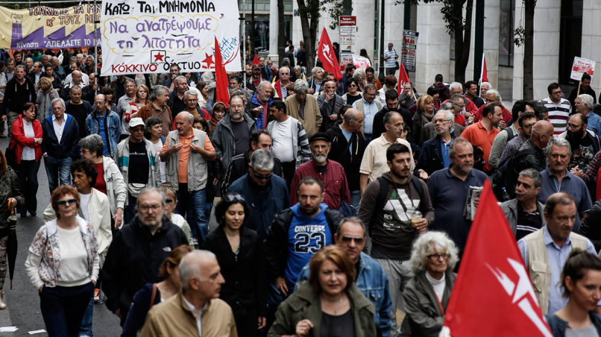 Σε απεργιακό κλοιό η χώρα - Σε Κλαυθμώνος και Ομόνοια τα συλλαλητήρια ΓΣΕΕ-ΠΑΜΕ