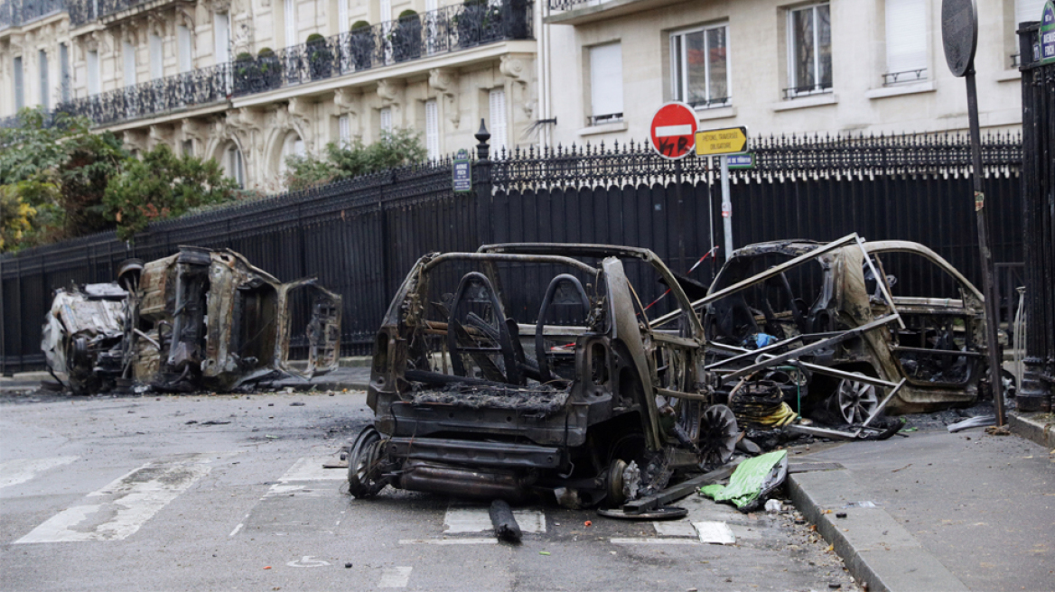 «Κίτρινα Γιλέκα»: Σοκάρει ο νέος απολογισμός των επεισοδίων - 133 οι τραυματίες, σχεδόν 400 οι συλλήψεις!