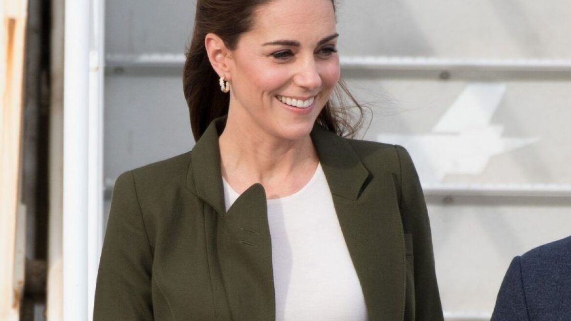 Η Κέιτ Μίντλετον προσγειώθηκε στην Κύπρο φορώντας το ωραιότερο κοστούμι 