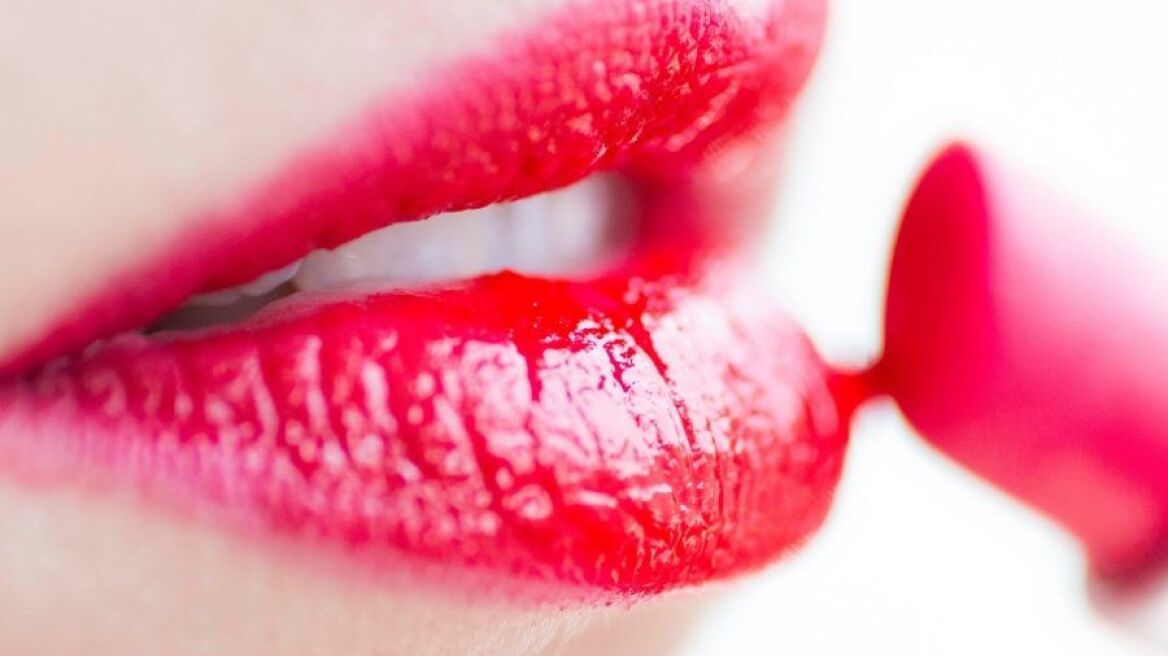 DIY: Lip balm με μέντα για πιο σαρκώδη χείλη 