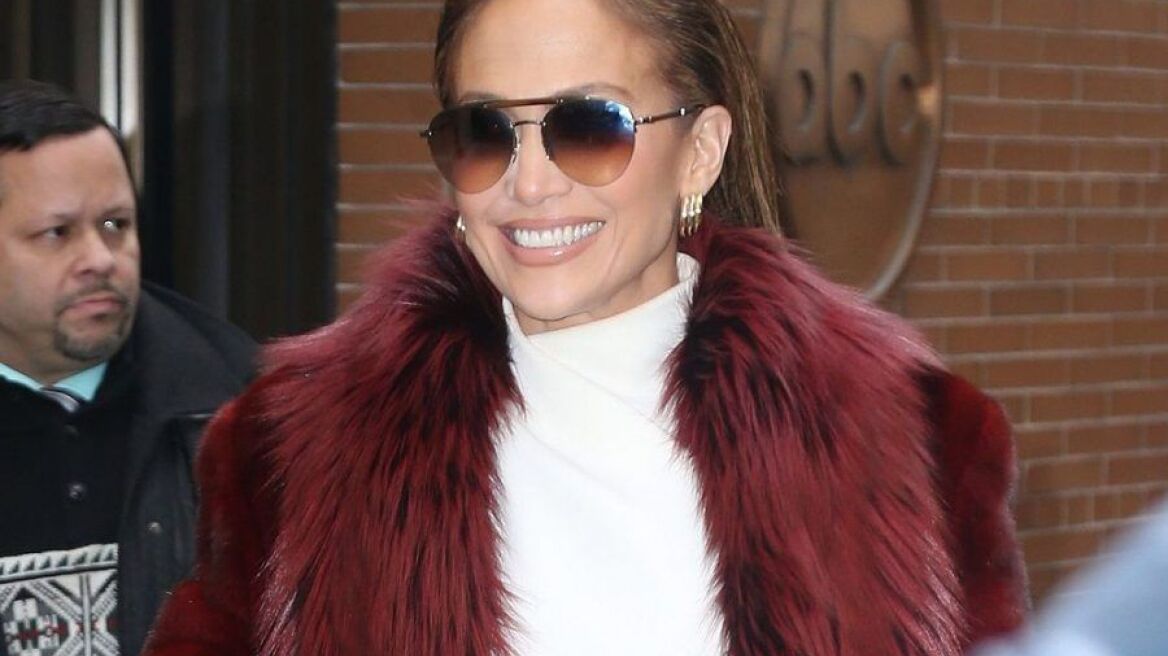 Εσείς έχετε δει τη μαμά της Τζένιφερ Λόπεζ;