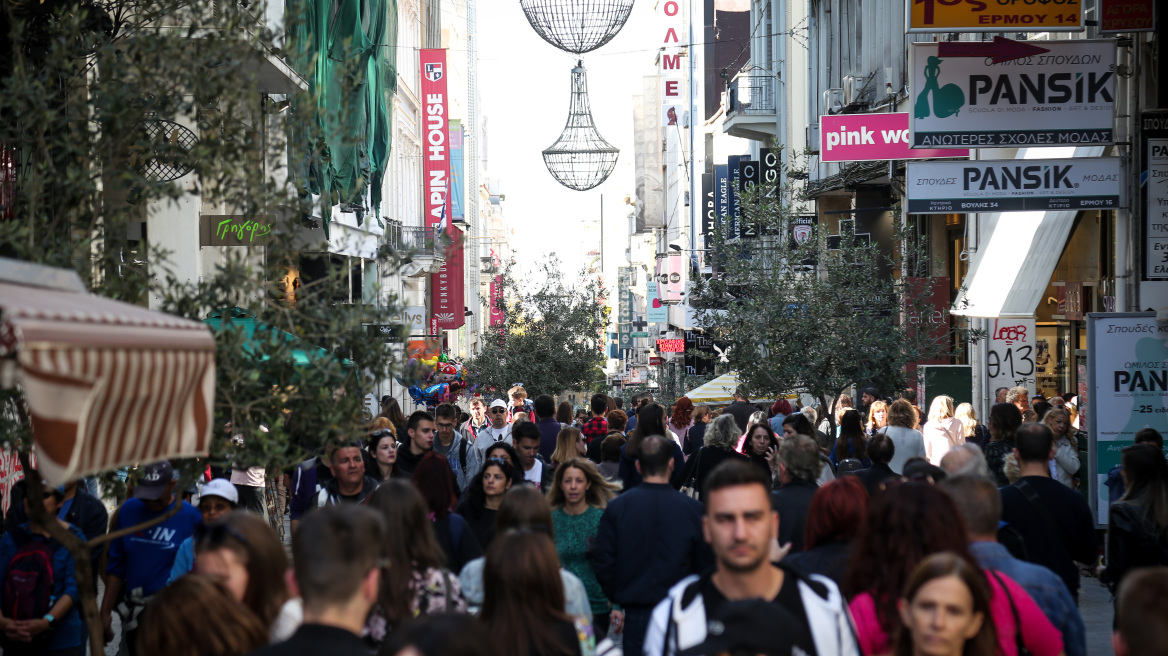 Ανοιχτά σήμερα τα εμπορικά καταστήματα