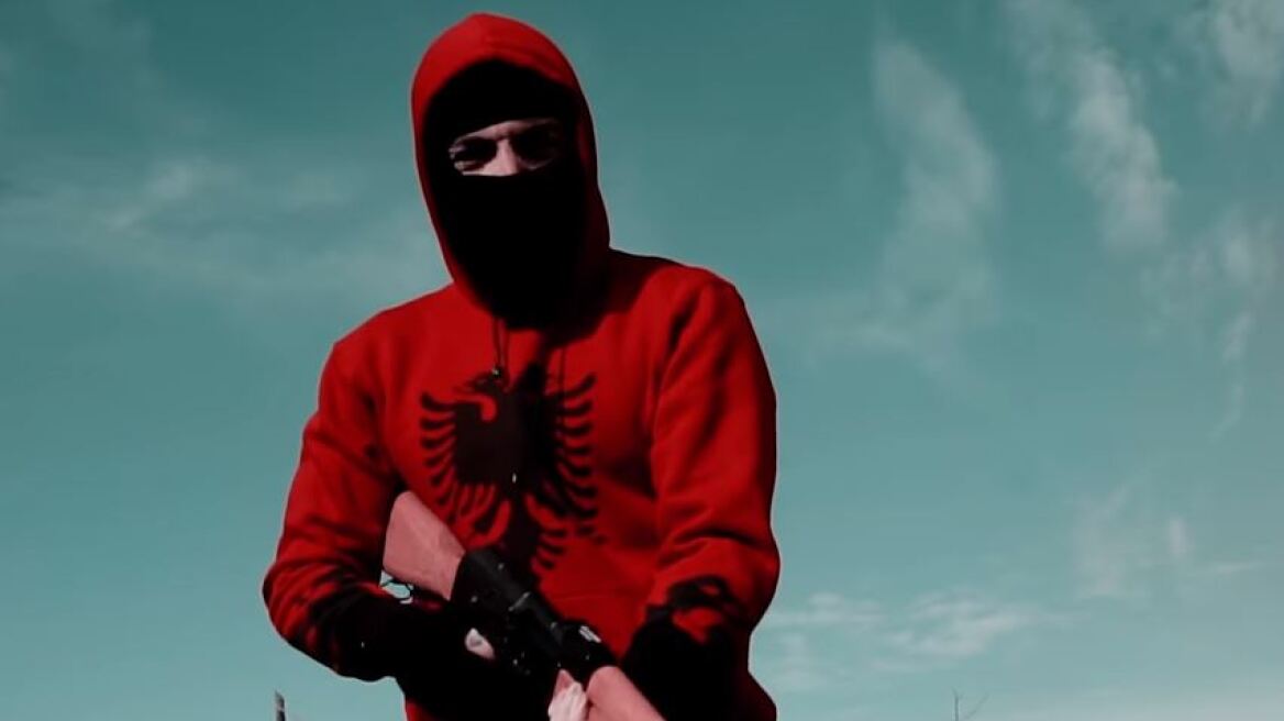 Ο ράπερ Tus έκανε τραγούδι τον Αλκέτ Ριζάι