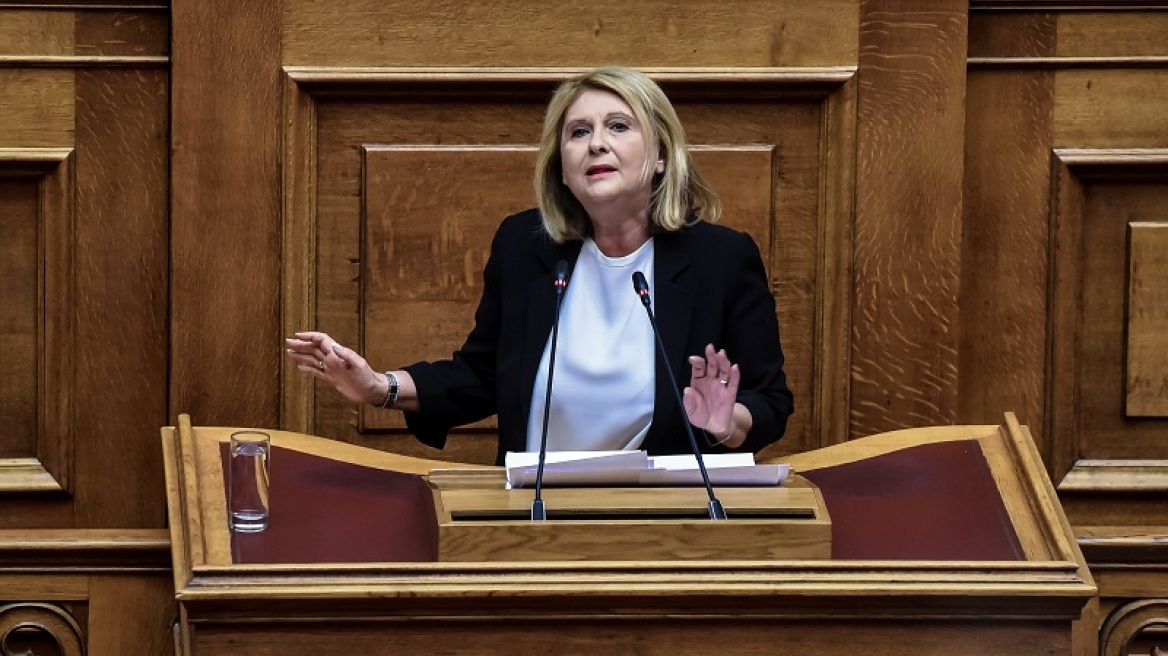 Βούλτεψη για μεταναστευτικό: H κυβέρνηση το μετέτρεψε στη μεγαλύτερη μπίζνα