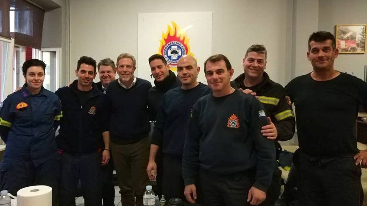 Επίσκεψη Γερουλάνου στο αρχηγείο της Πυροσβεστικής 