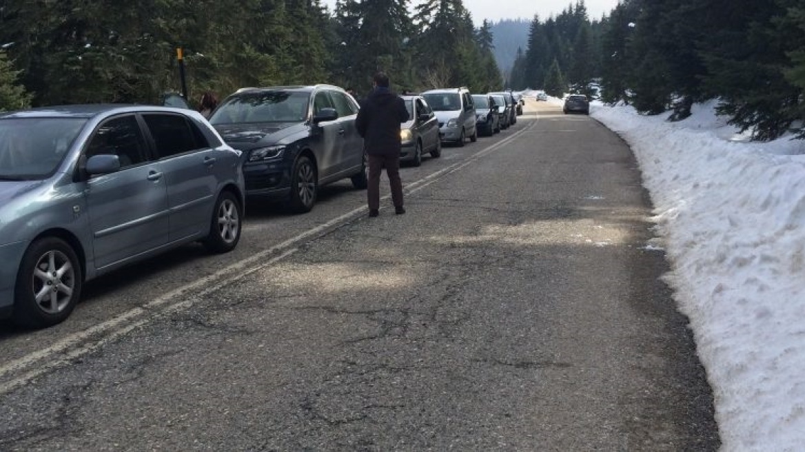 Τρίκαλα: Ουρές χιλιομέτρων από Ελάτη μέχρι Περτούλι