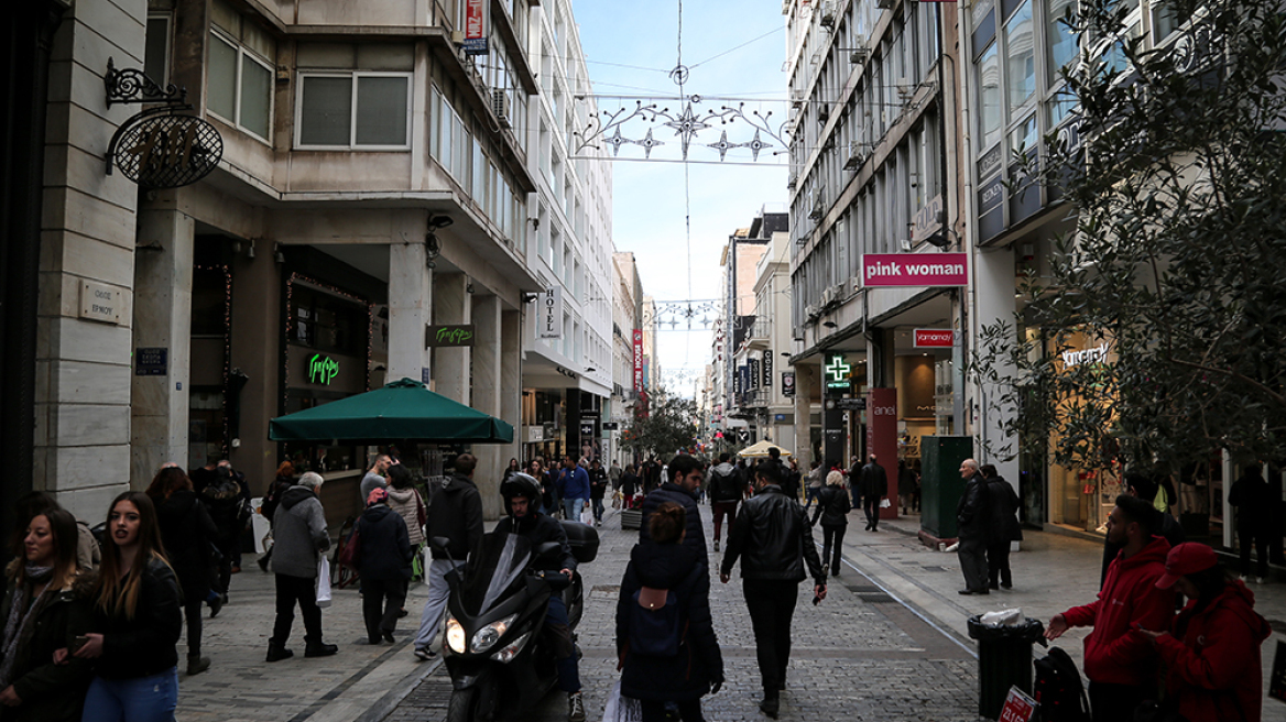 Φόρος εισοδήματος και ΕΝΦΙΑ «γονάτισαν» τα νοικοκυριά και δεν μπορούν να πληρώσουν 