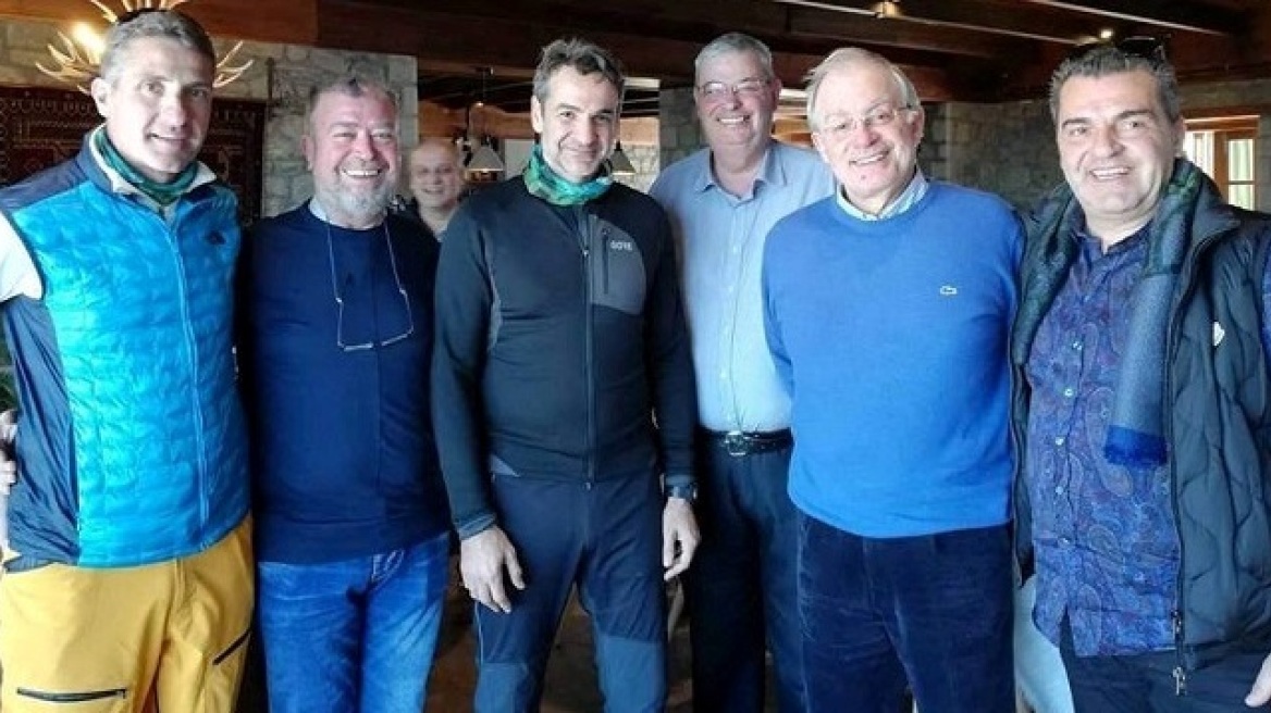 Φωτογραφίες: Σε χιονοδρομικό του Μετσόβου για σκι ο Κυριάκος Μητσοτάκης