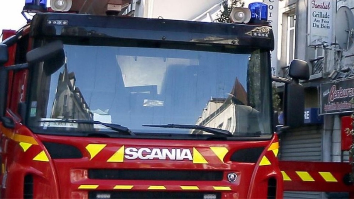 Γαλλία: Θλίψη και οργή για τη φονική πυρκαγιά στο προάστιο Μπομπινί