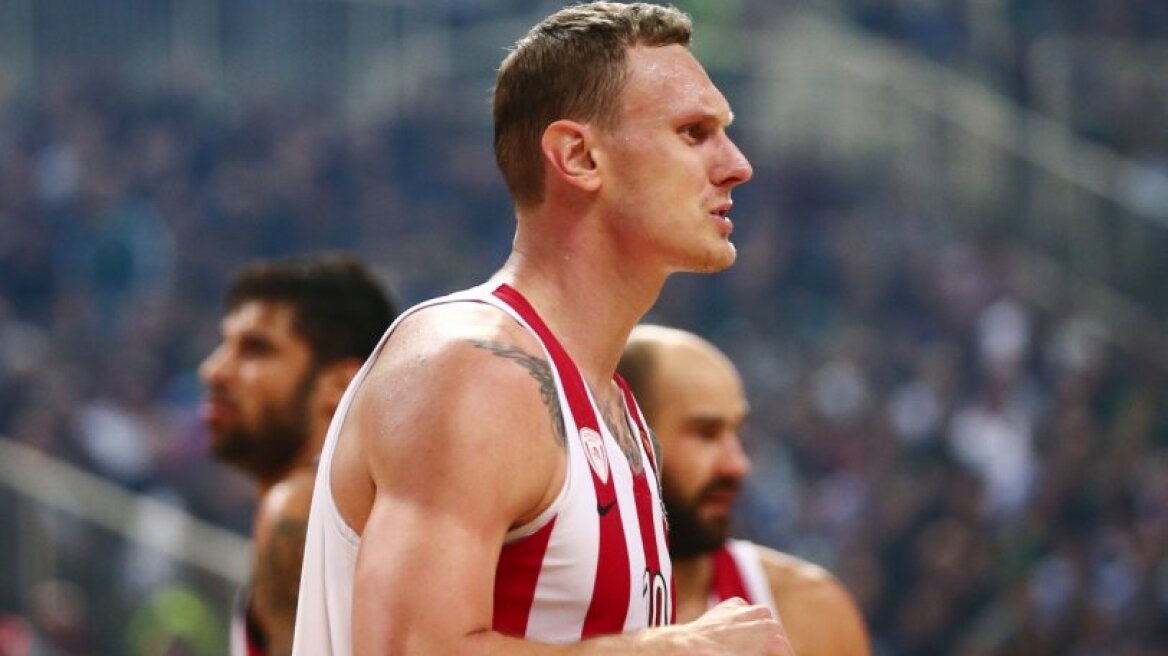 Πρόβλημα στο χέρι ο Τίμα, χάνει τον ΠΑΟΚ