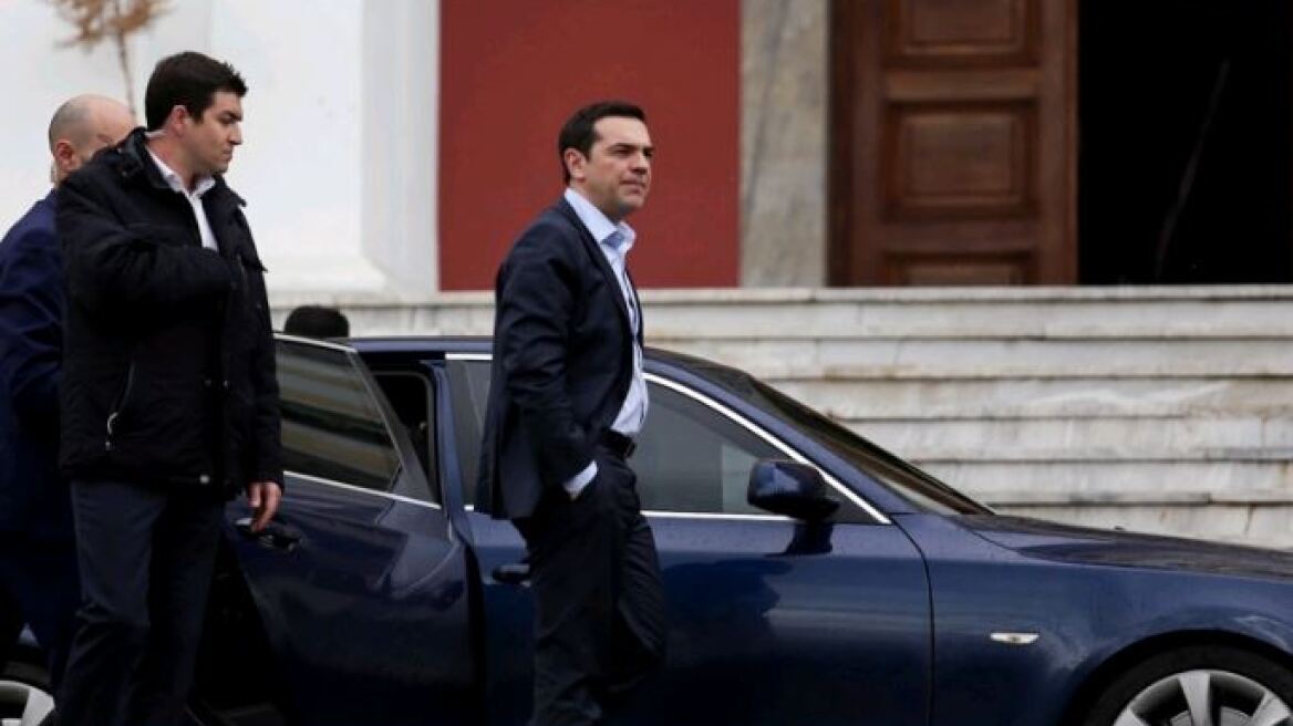 Βίντεο: «Τσίπρα είσαι ανεπιθύμητος» φώναξαν στον πρωθυπουργό στη Θεσσαλονίκη 