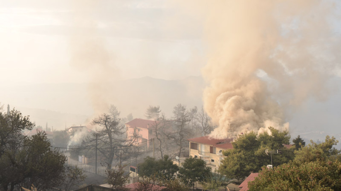 Το κράτος μας ξέχασε, λένε οι πυρόπληκτοι του Καλάμου