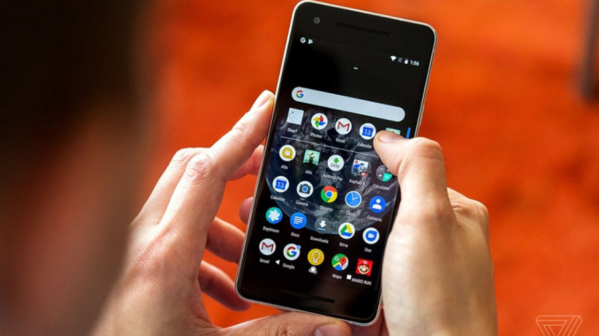 Πώς το smartphone σου σε κατασκοπεύει