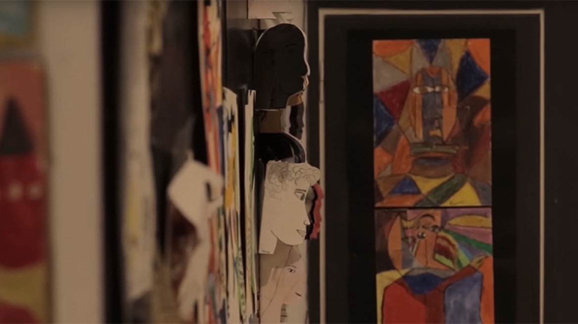 Τελεία και… μπλε