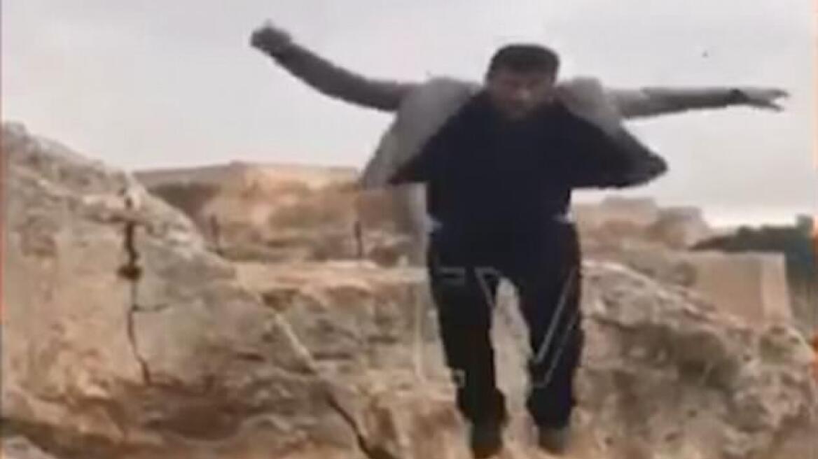 Βίντεο-σοκ: Τούρκος ποζάρει για φωτογραφία στα γενέθλιά του παραπατά και πέφτει στον γκρεμό!