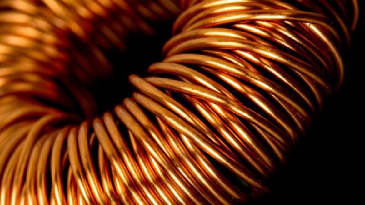 Τρεις ανήλικοι στη σπείρα «κυνηγών» χαλκού της Πάτρας