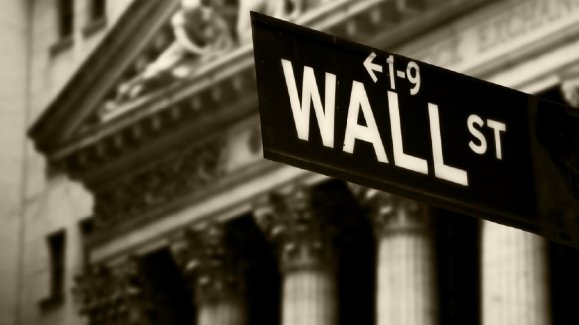 Αρνητικά πρόσημα στη Wall Street