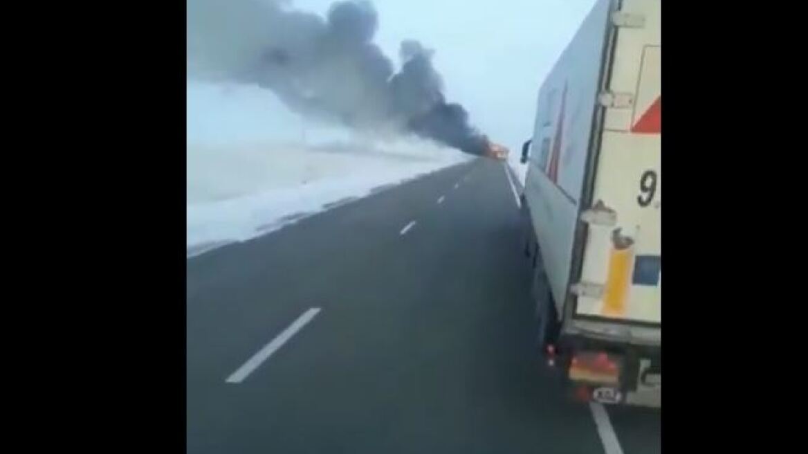 Απίστευτη τραγωδία στο Καζακστάν: 52 νεκροί από φωτιά σε λεωφορείο