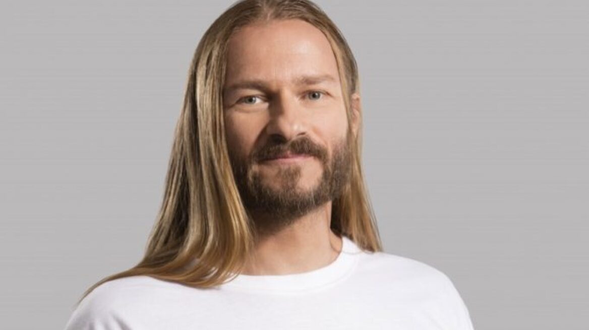 Αγνώριστος ο Κωνσταντίνος Οροκλός- Δείτε τον με κοντό μαλλί 