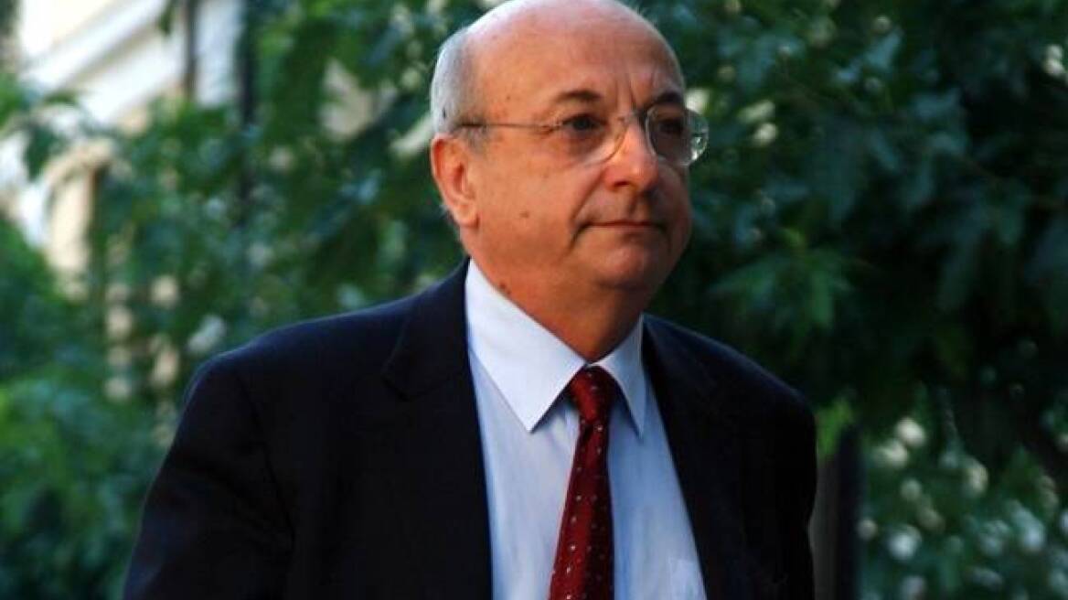 Δίκη Siemens: Αμφισβητεί ο Τσουκάτος τα «ημερολόγια Τσακάλου»