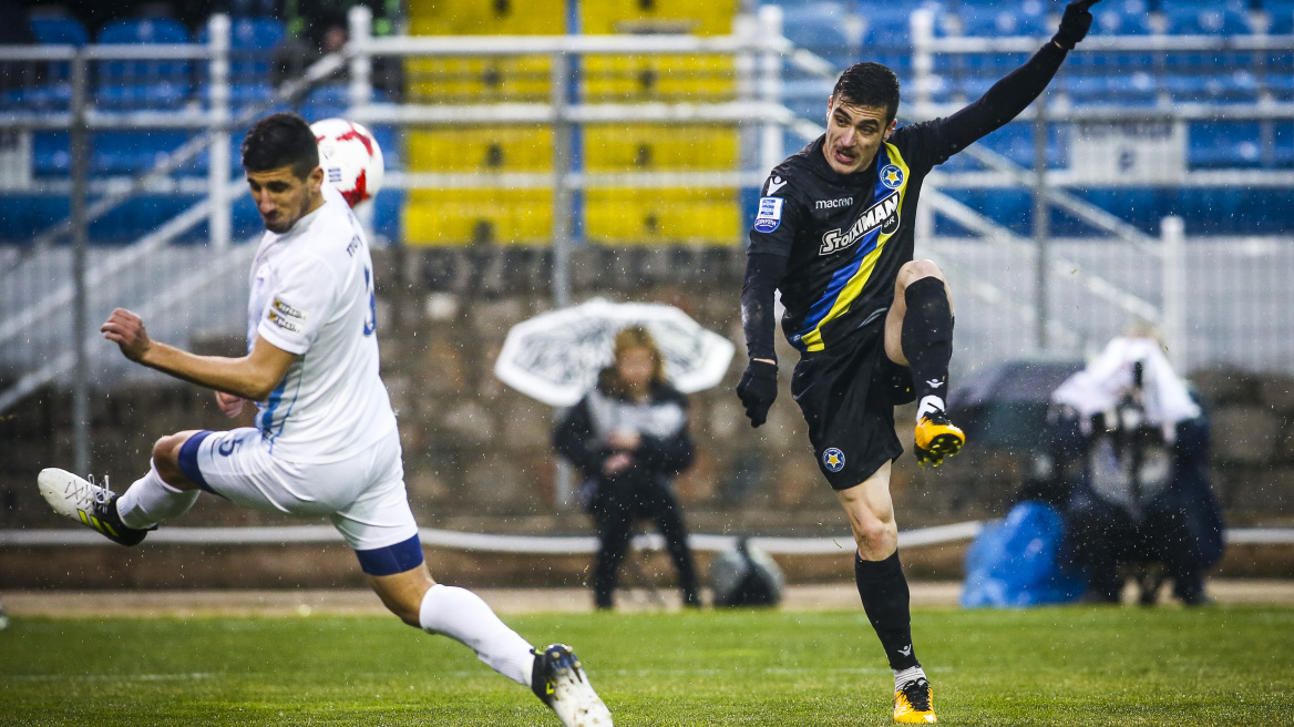 Λαμία-Αστέρας Τρίπολης 1-0: Χρυσή αλλαγή για ένα χρυσό τρίποντο
