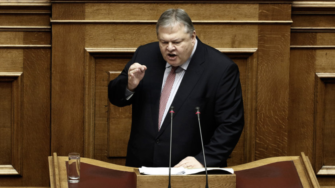 Βενιζέλος για Σκοπιανό: To θέμα της αλλαγής του Συντάγματος έχει συμφωνηθεί με την ΠΓΔΜ  από το 1995