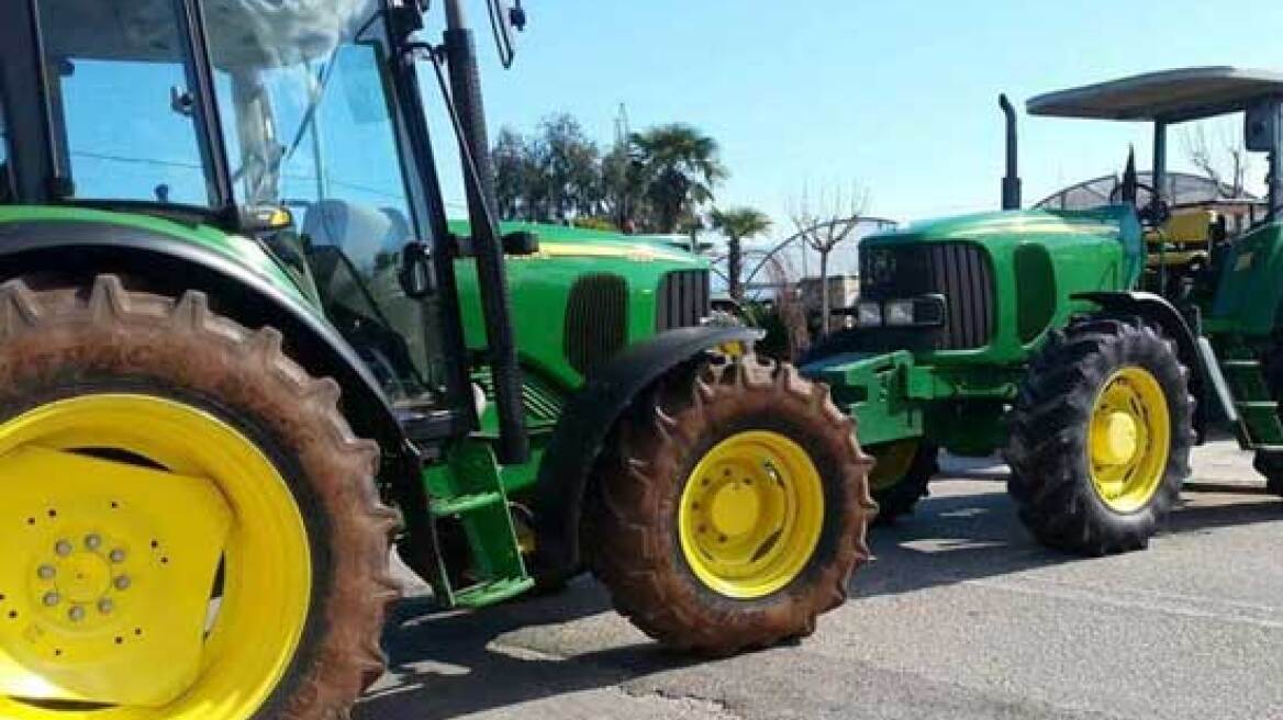 Μπλόκο αγροτών Άρτας και Πρέβεζας στην Ιονία Οδό