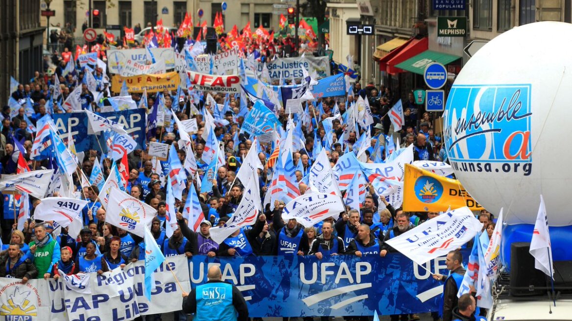 Γαλλία: Αναστολή κινητοποιήσεων αποφάσισαν σωφρονιστικοί υπάλληλοι