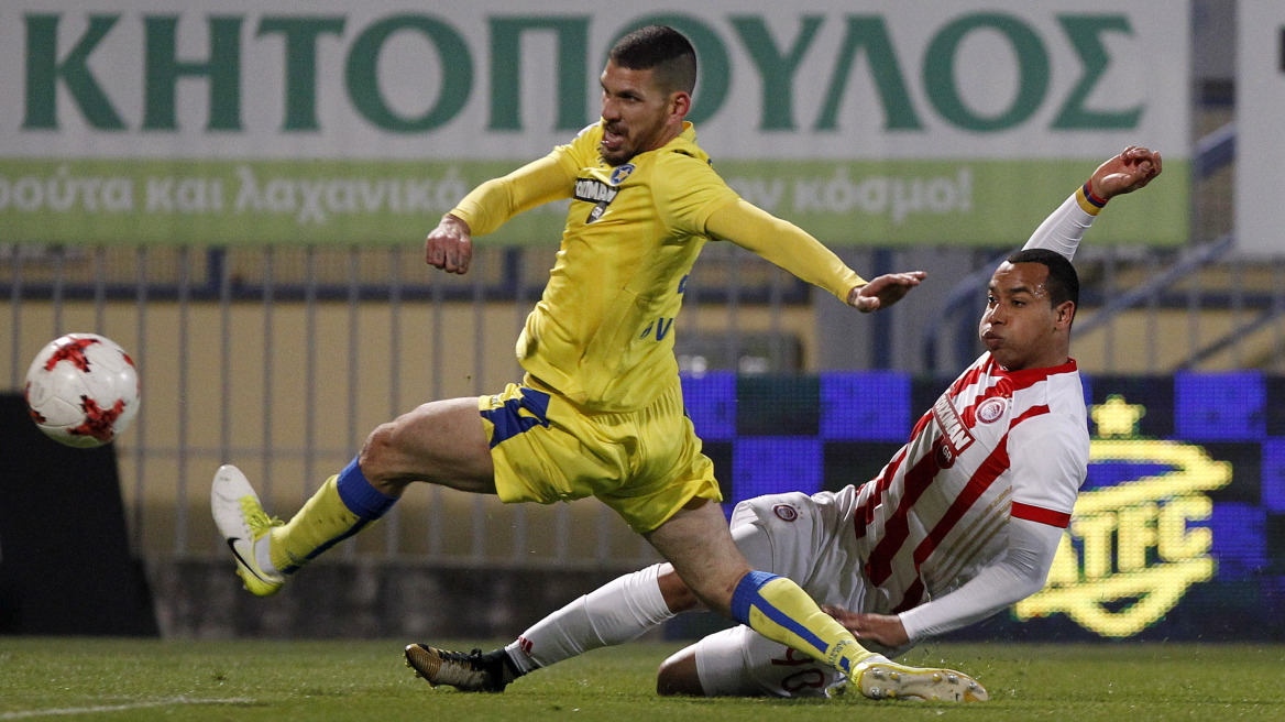 Αστέρας Τρίπολης-Ολυμπιακός 1-1: "Μπλόκο" στην Αρκαδία, "φωτιά" στο πρωτάθλημα