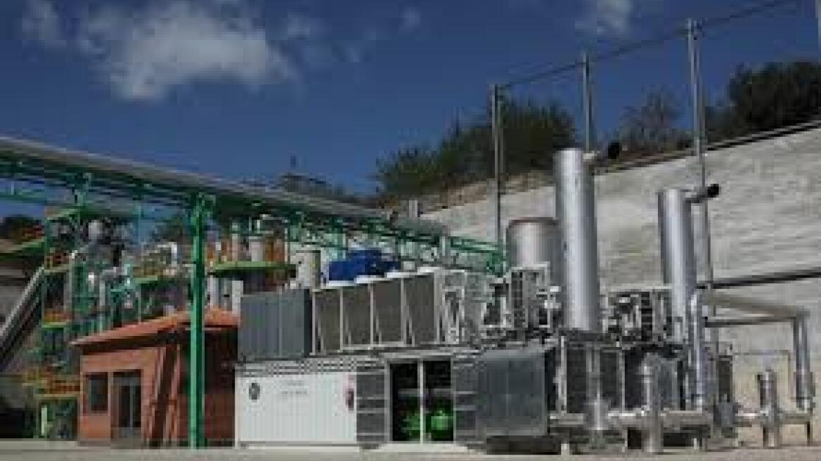 Ξανά στο fast track το μεγάλο φωτοβολταϊκό της ΔΕΗ Ανανεώσιμες στην Κοζάνη