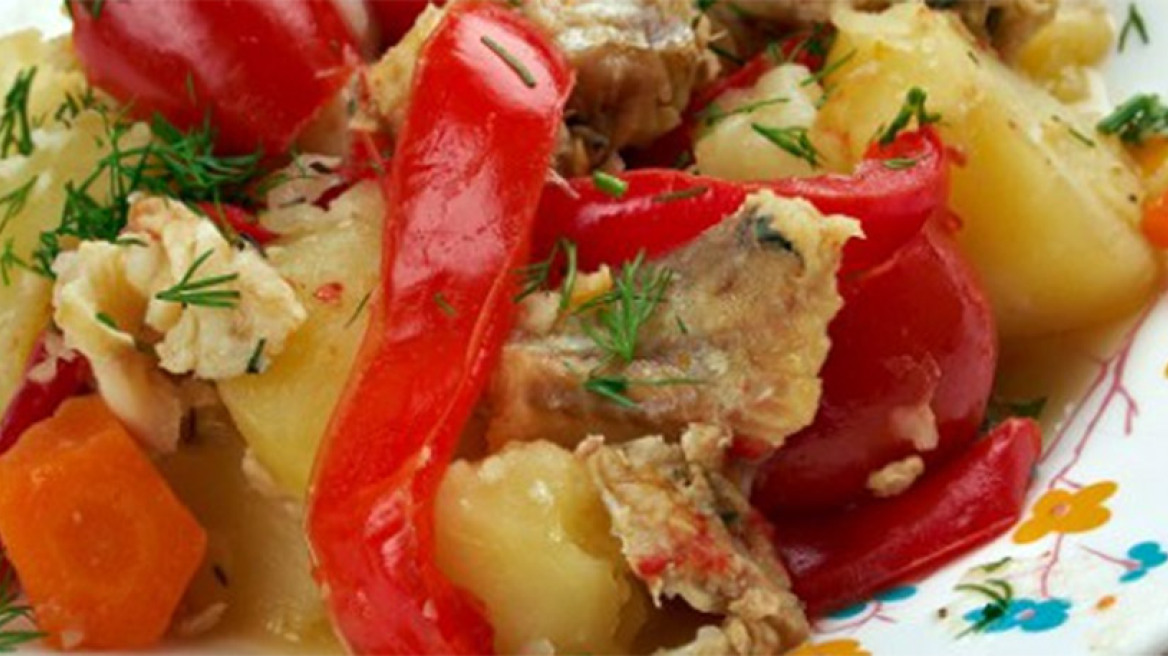 Μπακαλιάρος στην κατσαρόλα με λαχανικά