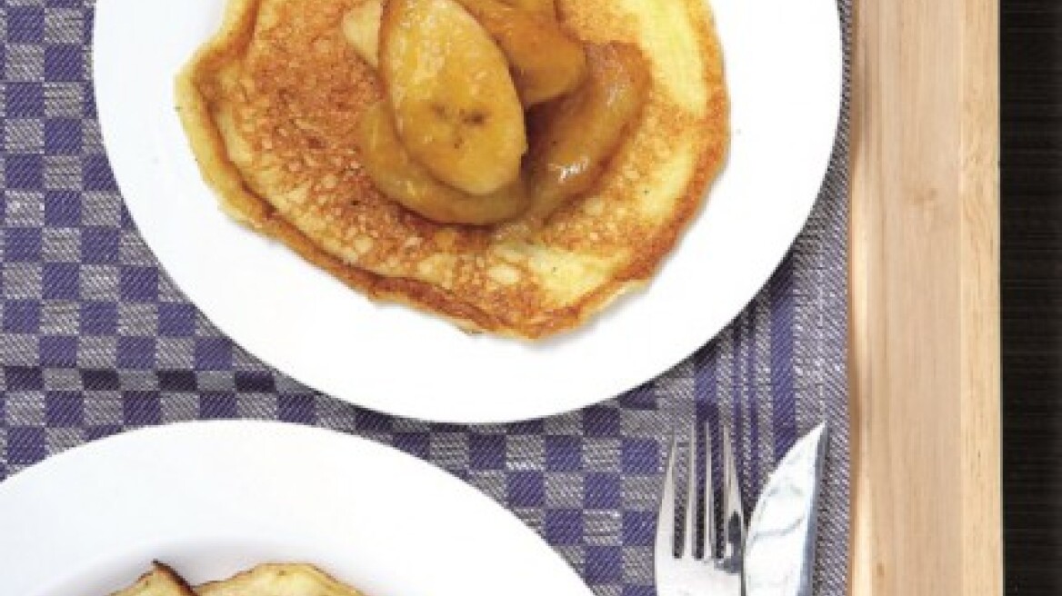 Pancakes με καραμελωμένες μπανάνες