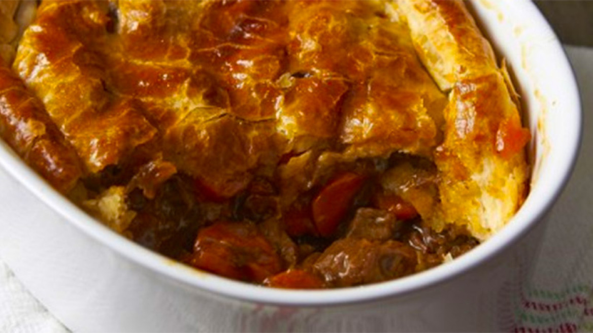 Βρετανική πίτα με μοσχαράκι και μπίρα