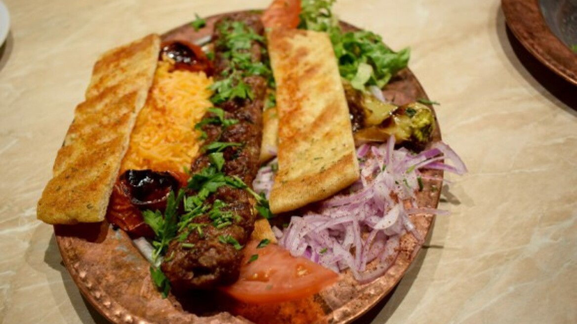 Στη Μικρά Ασία -Παγκρατίου- για αυθεντικό κεμπάπ